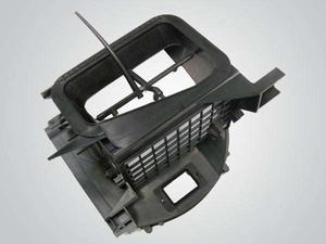 汽车配件类注塑件-03